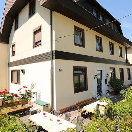 Hofer Guest House Villach Exterior photo